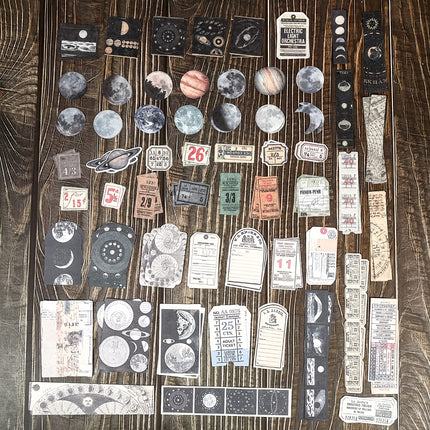 200pcs Vintage Scrapbook Supplies Pack for Junk Journal Planners DIY Paper Stickers Vintage Ephemera Pack Decoupage for Art Journaling Craft Notebooks Collage Aesthetic Gifts
